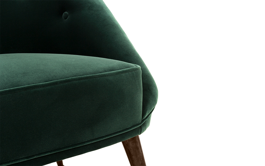 MALAY | Modern Tufted Velvet Armchair by BRABBU